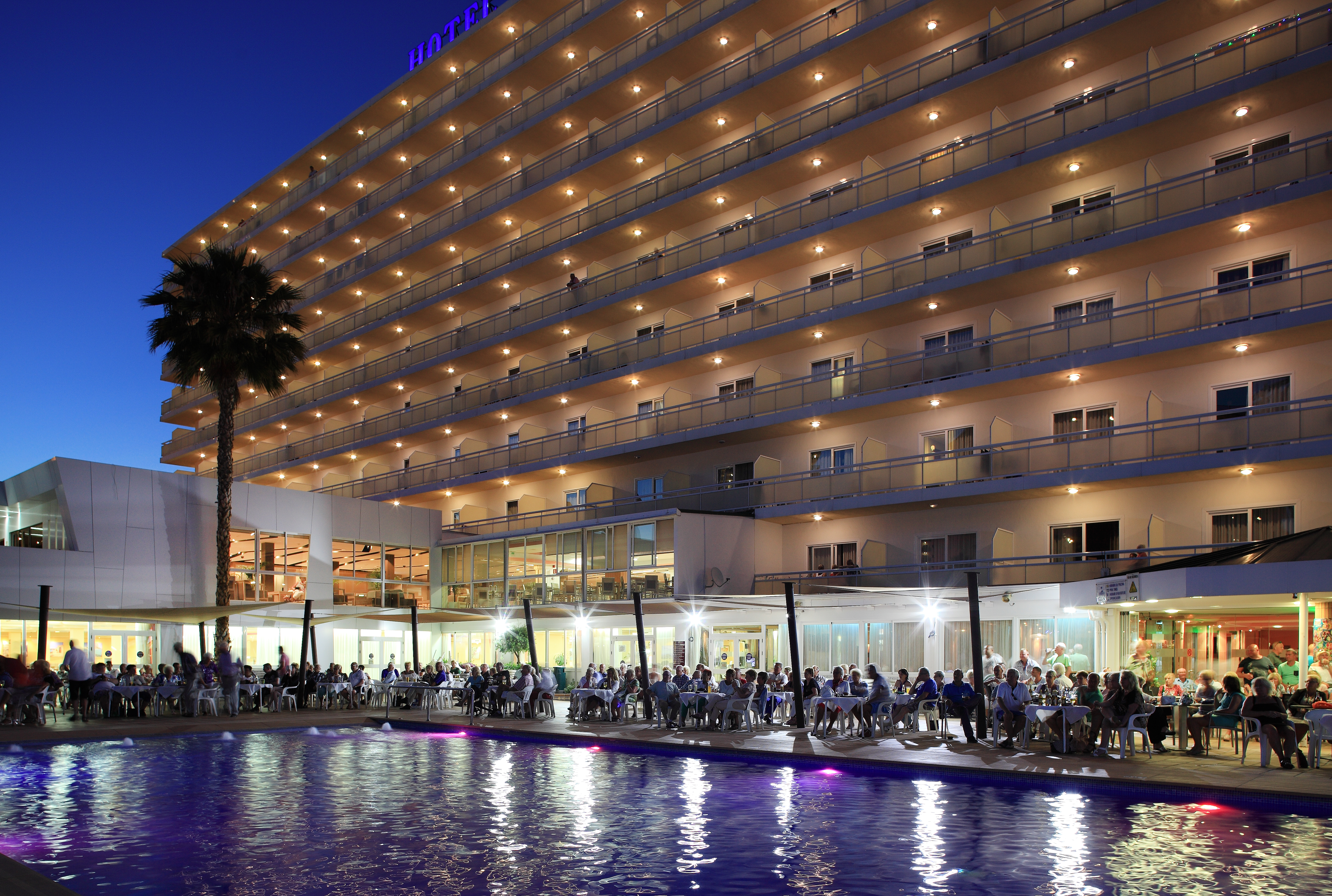 Helios Hotel 4/60