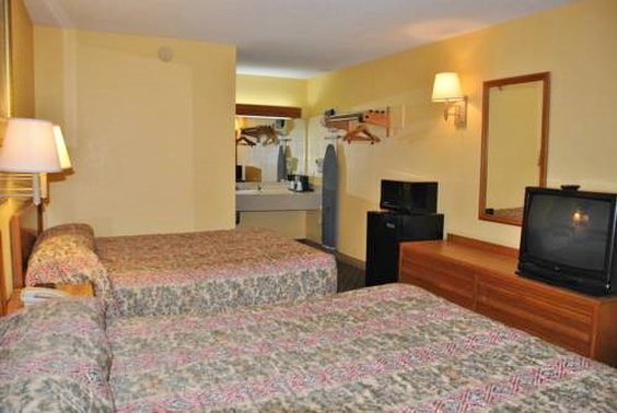 Americas Best Inns Beaufort 14/16