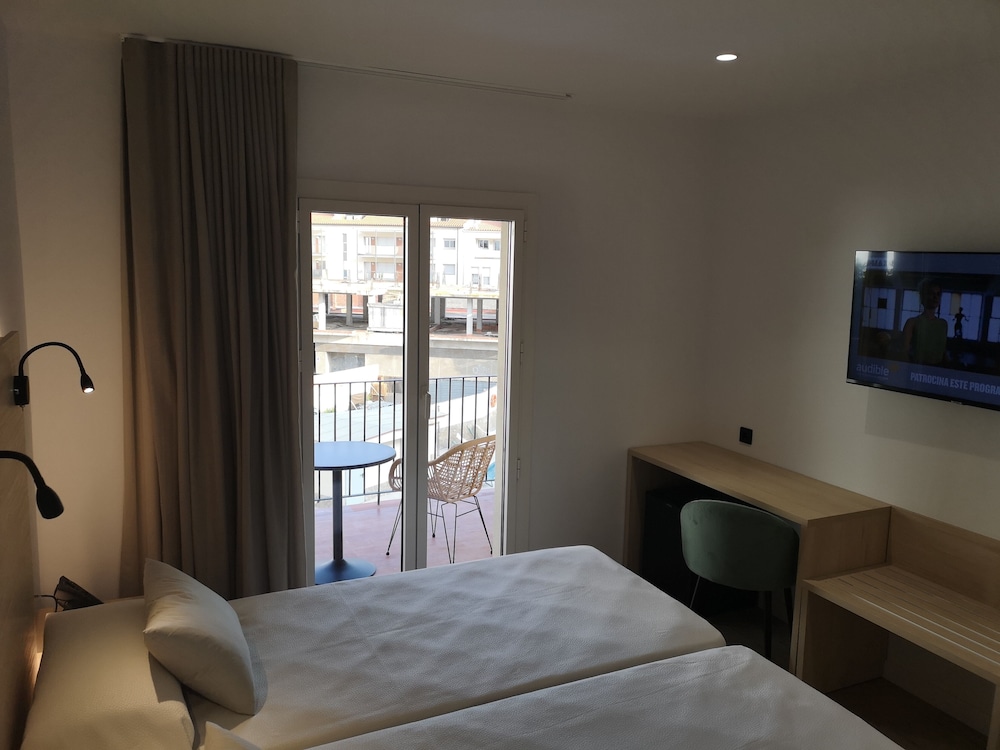 HOTEL EVENIA CORAL 6/24