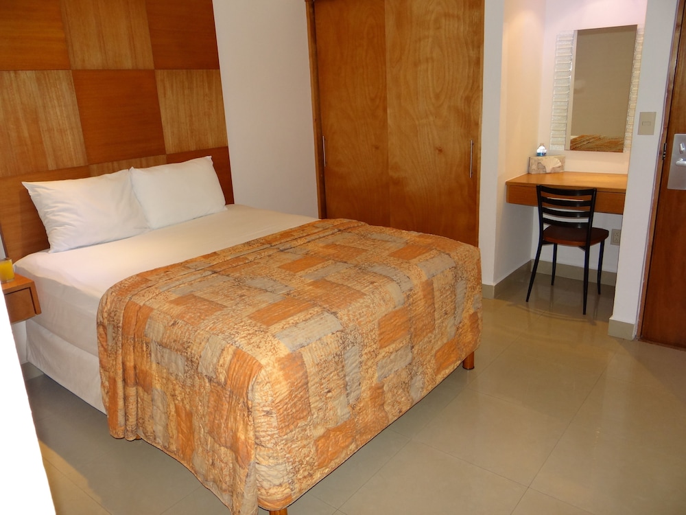 Hotel Suites Gaby Cancun 49/80