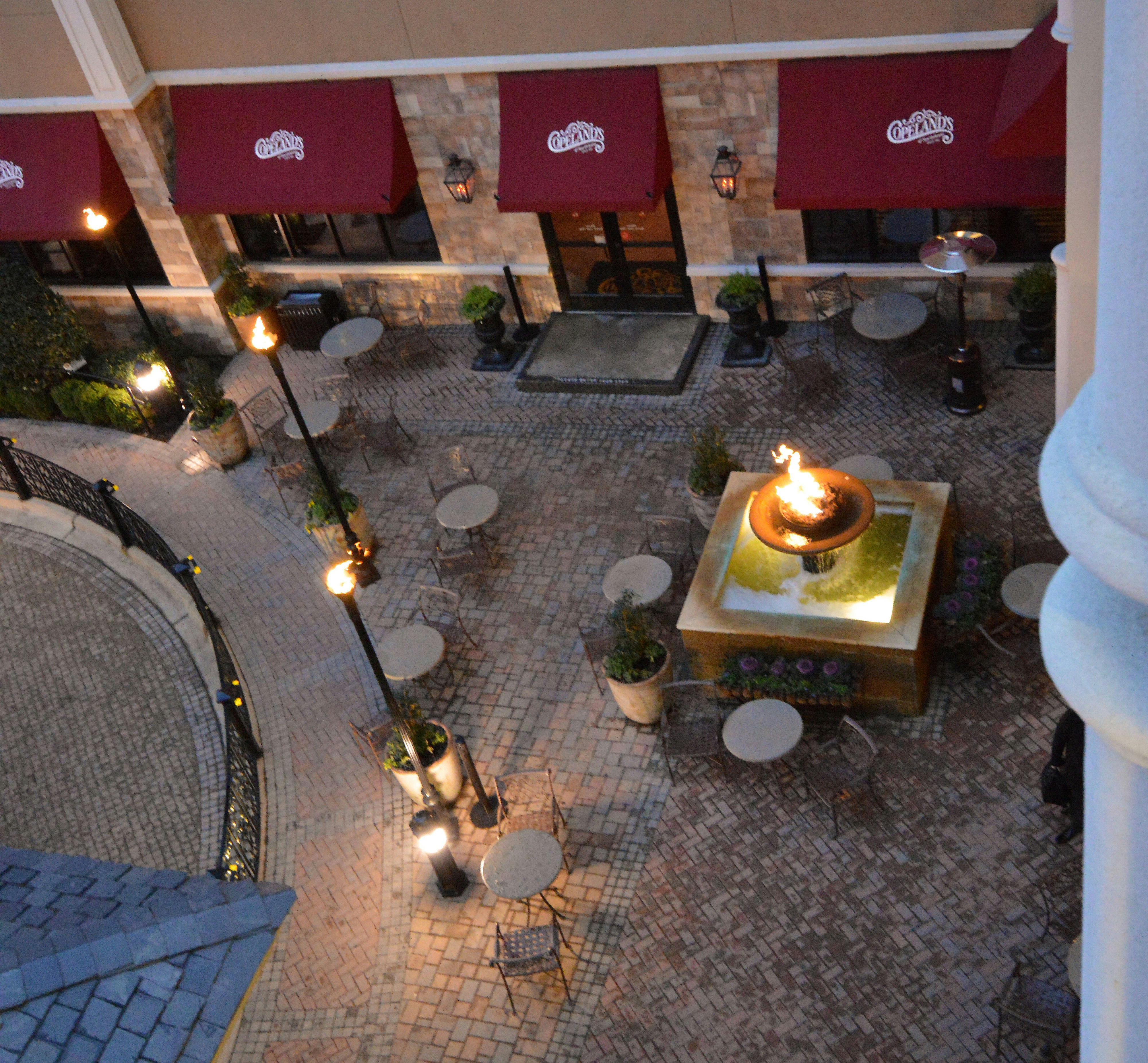 HILTON DALLAS-SOUTHLAKE TOWN SQUARE 72/95