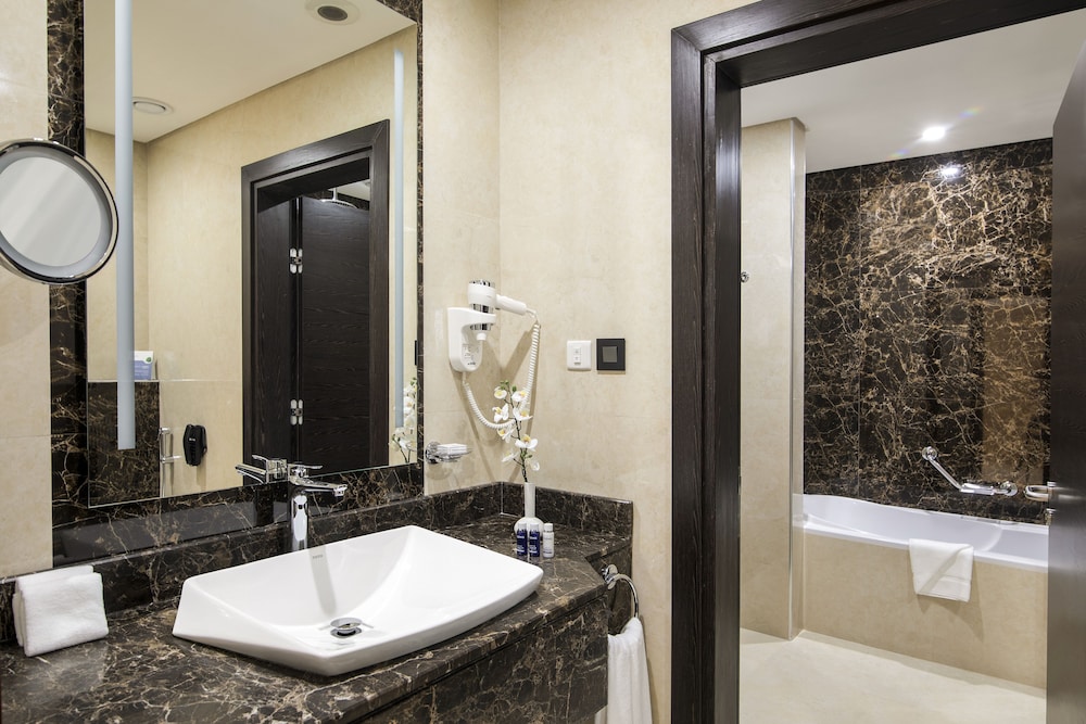 فندق كريستال أماكن الرياض(Cristal Amaken Hotel Riyadh) 8/39