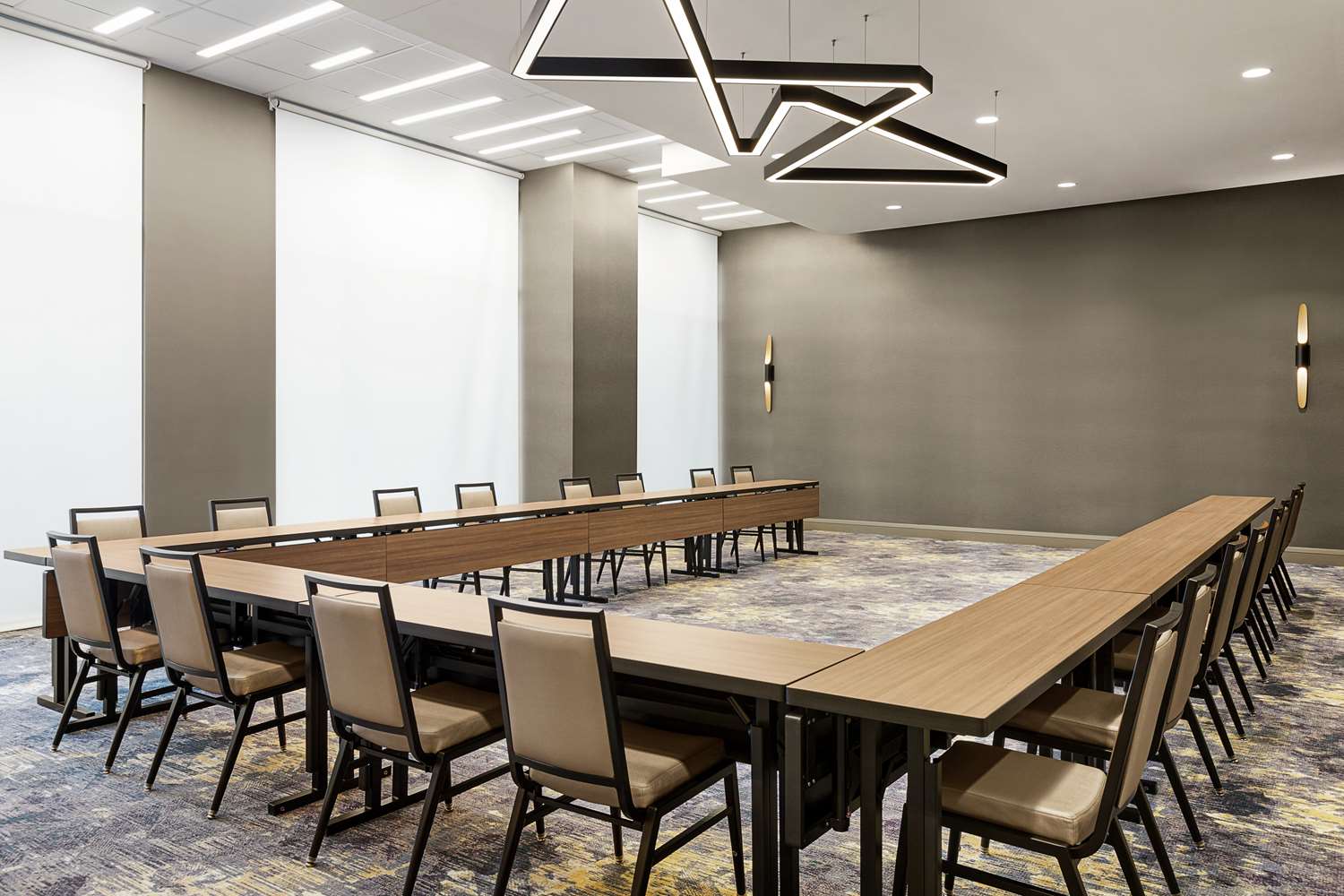 Hilton Garden Inn Nashville West End Avenue 17/24