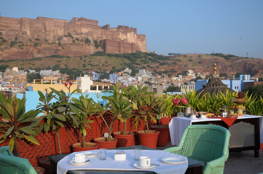 HAVELI INN PAL 39/50