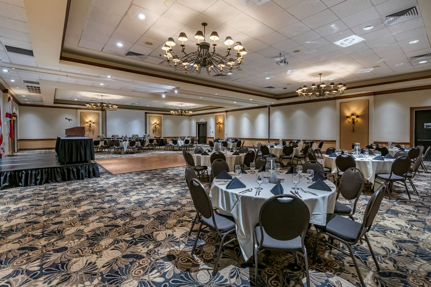 Best Western Gateway Grand 45/54