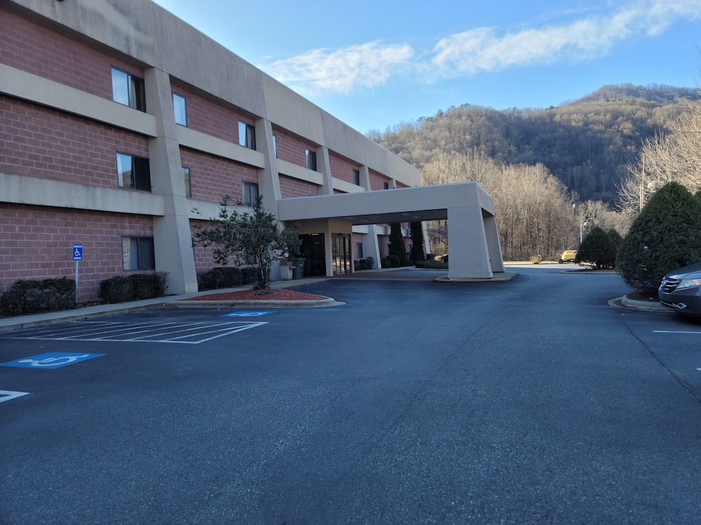 Bay Mountain Inn Cherokee Smoky Mountains 34/45