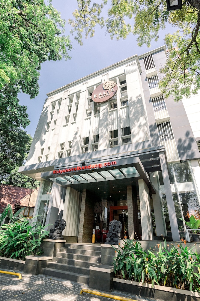 Kalya Hotel Bandung 4/73