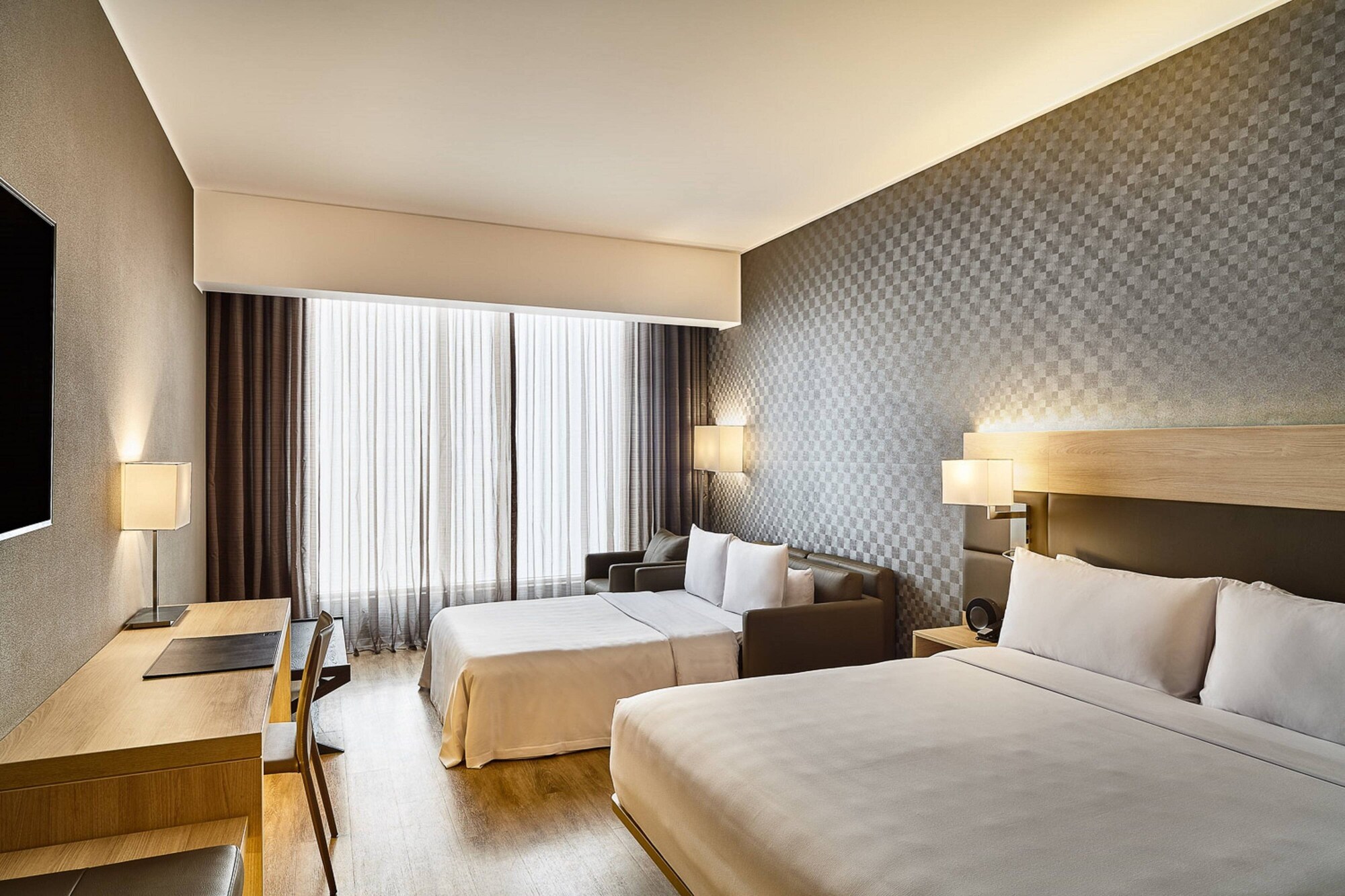 Junior Suite, King Bed, Ocean Front