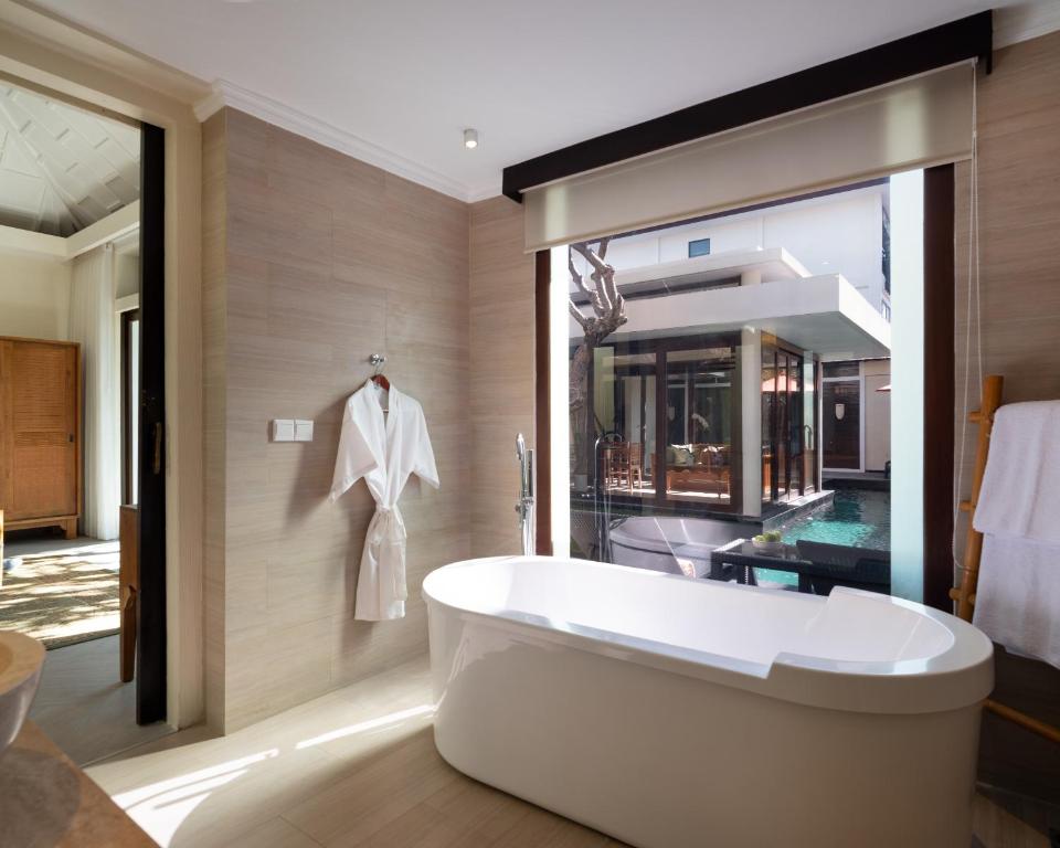 فيلا بمسبح خاص، Avani Seminyak Bali Resort 4/4