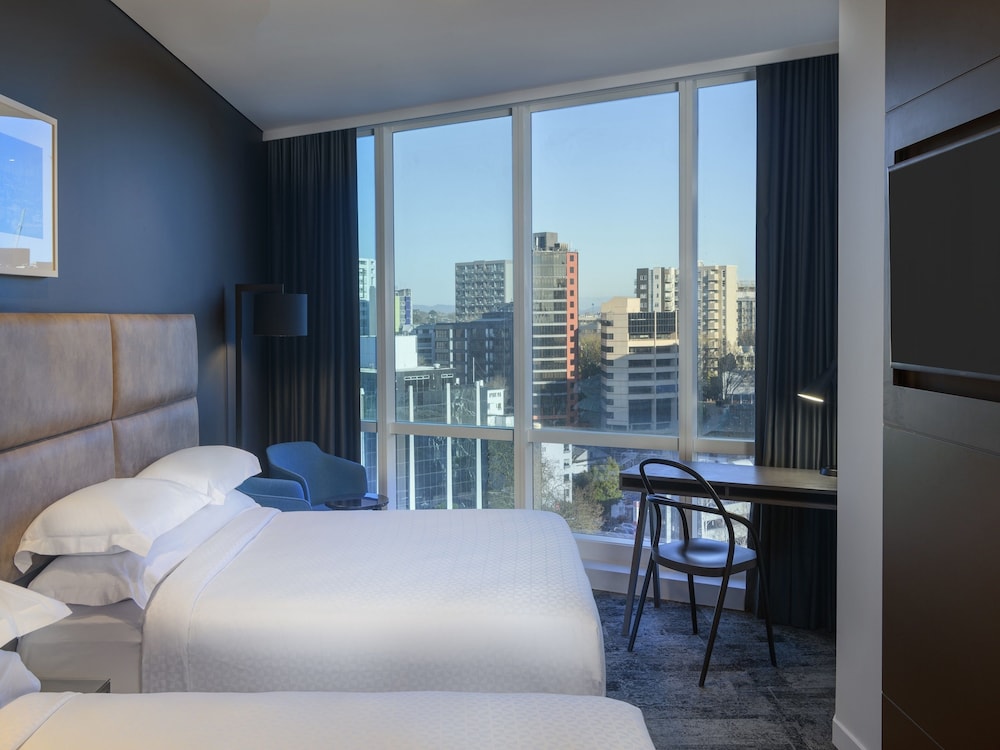 Four Points By Sheraton Auckland 16/42