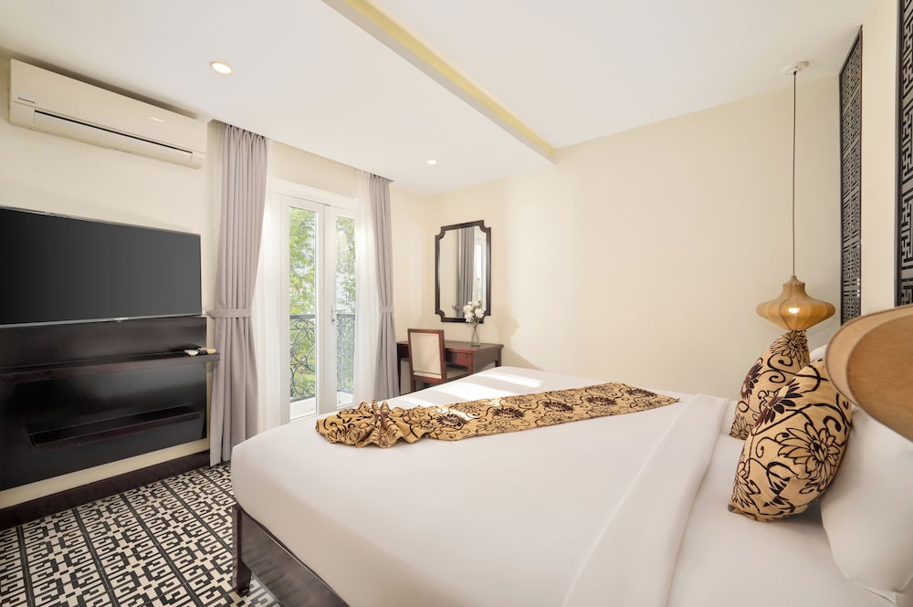 Hoi An Canal House 32/67