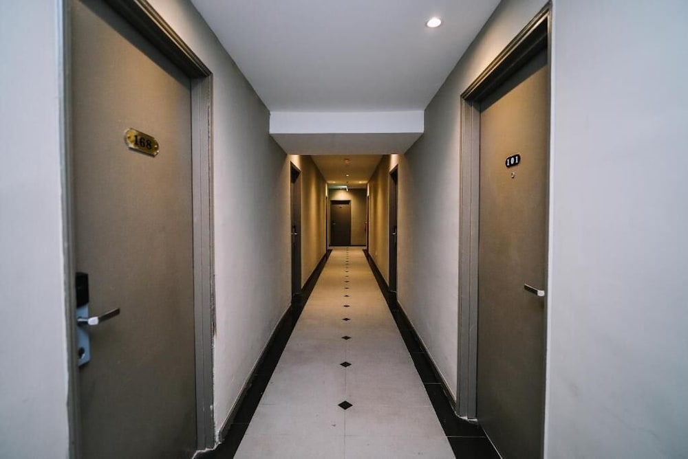 Kingston Hotel 6 at Changkat Bukit Bintang in KUALA LUMPUR