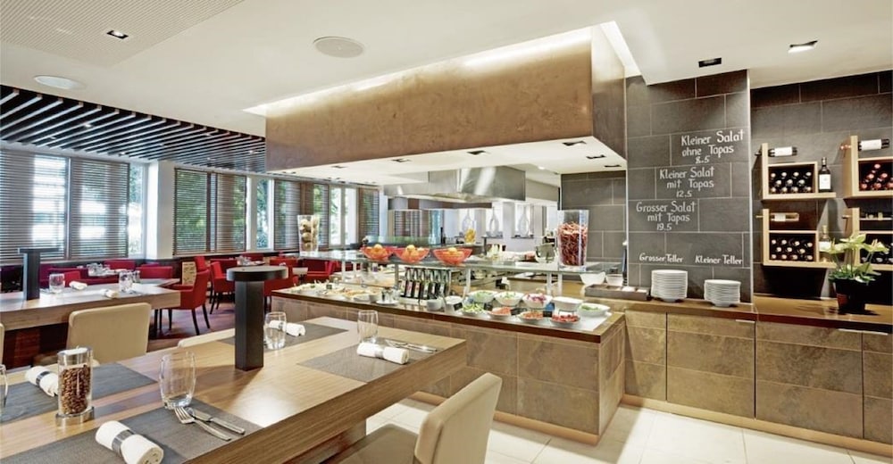 Movenpick Hotel Zurich Airport 52/68