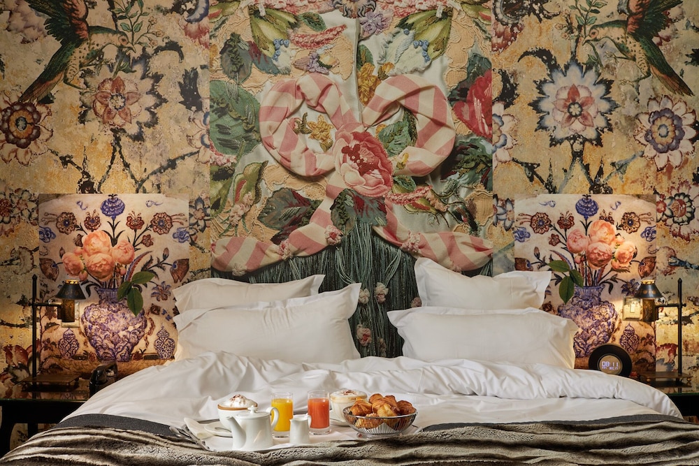 Hotel Du Petit Moulin 36/55