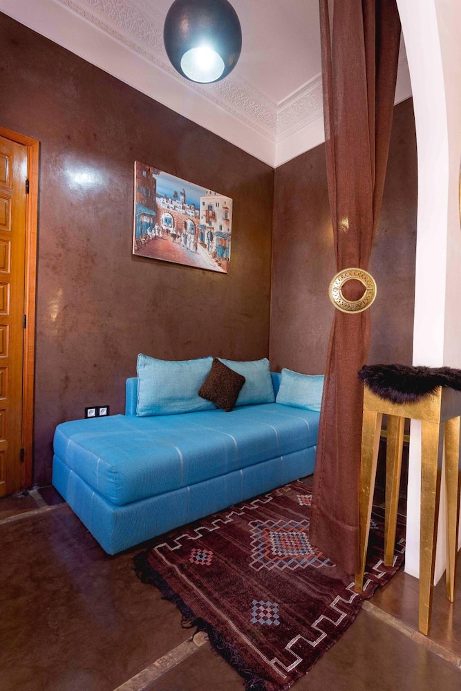 Riad Mazaya 7/50