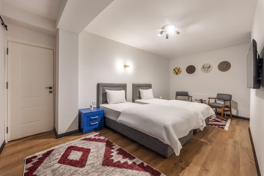 Hexa Suites Hotel 18/50