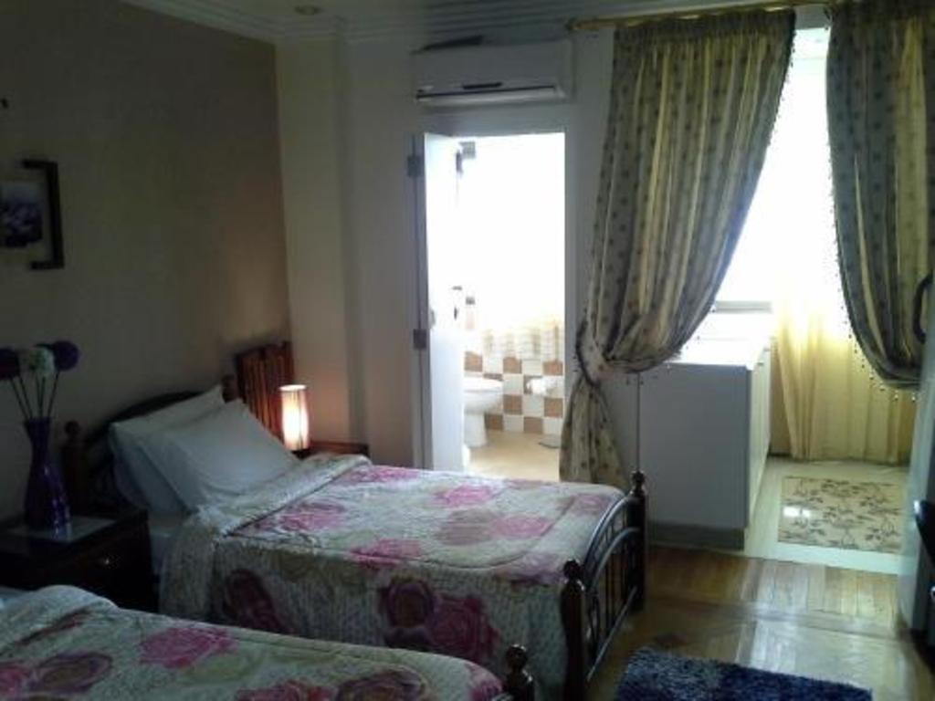 Suite, 3 Beds