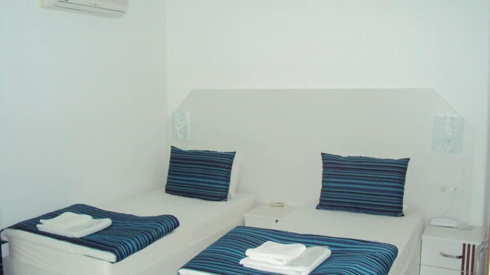 Teos Hotel 16/37