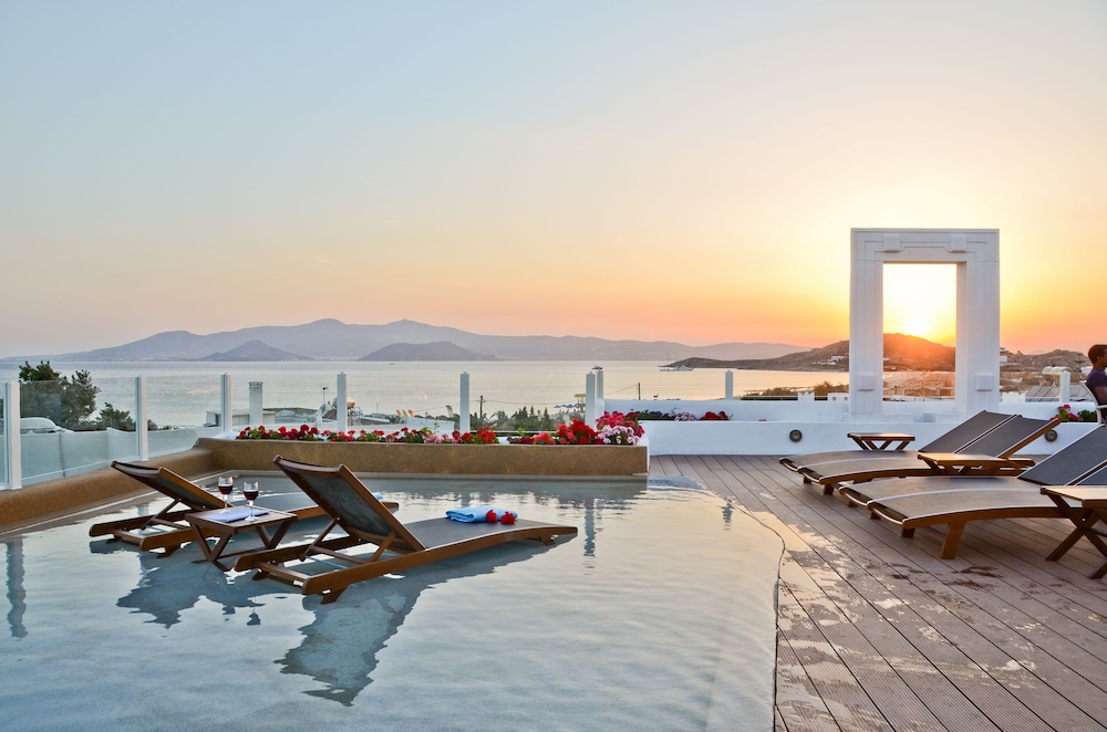 Naxos Island Hotel 66/74