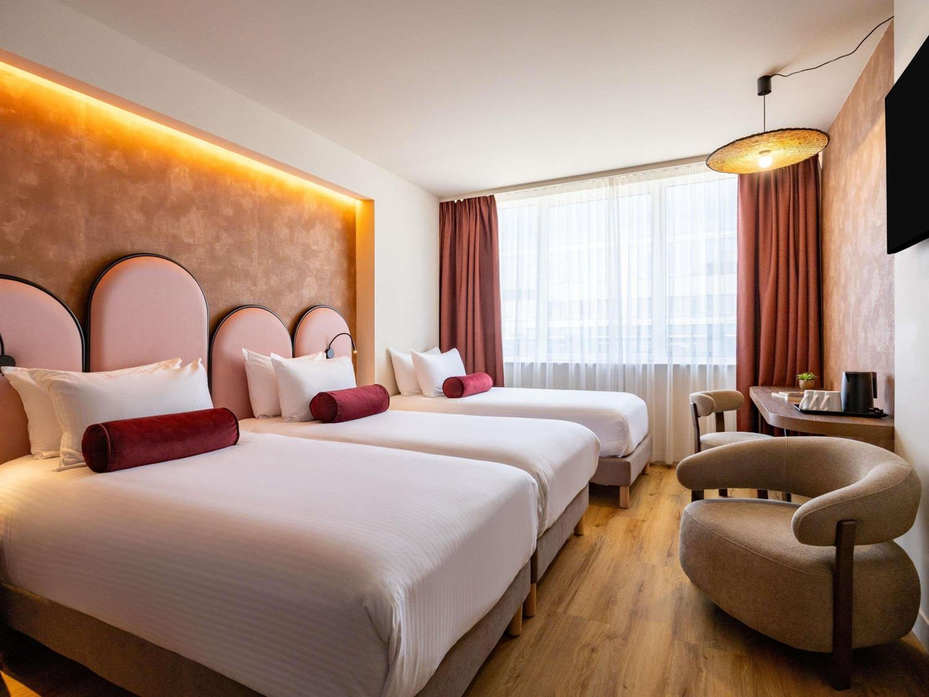 Classic, Single Bed, Sofa