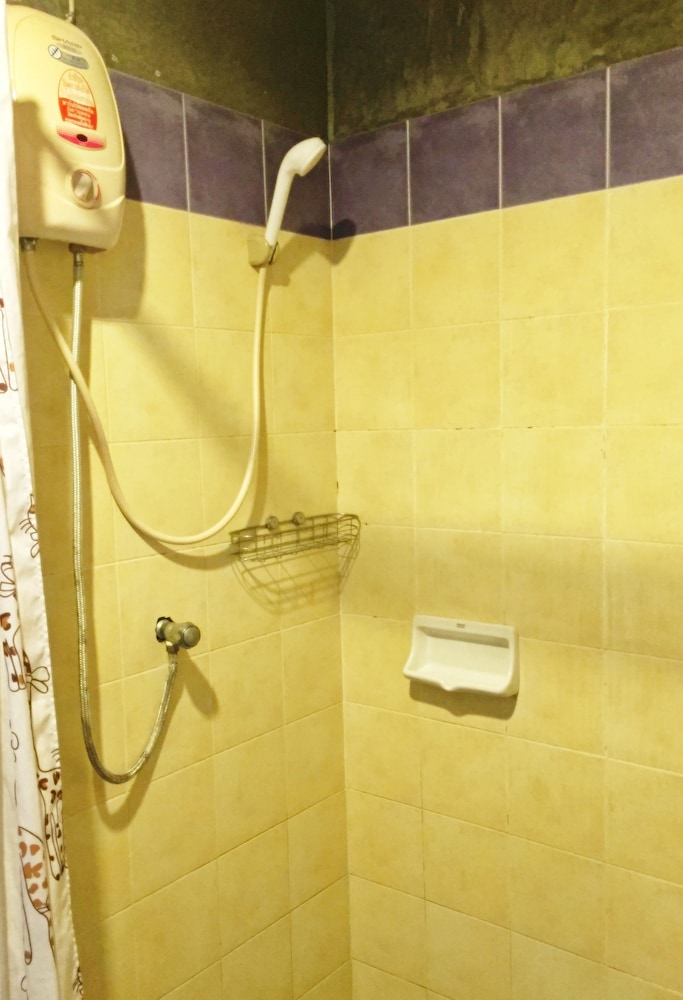 Phunyanuch Hotel 47/50