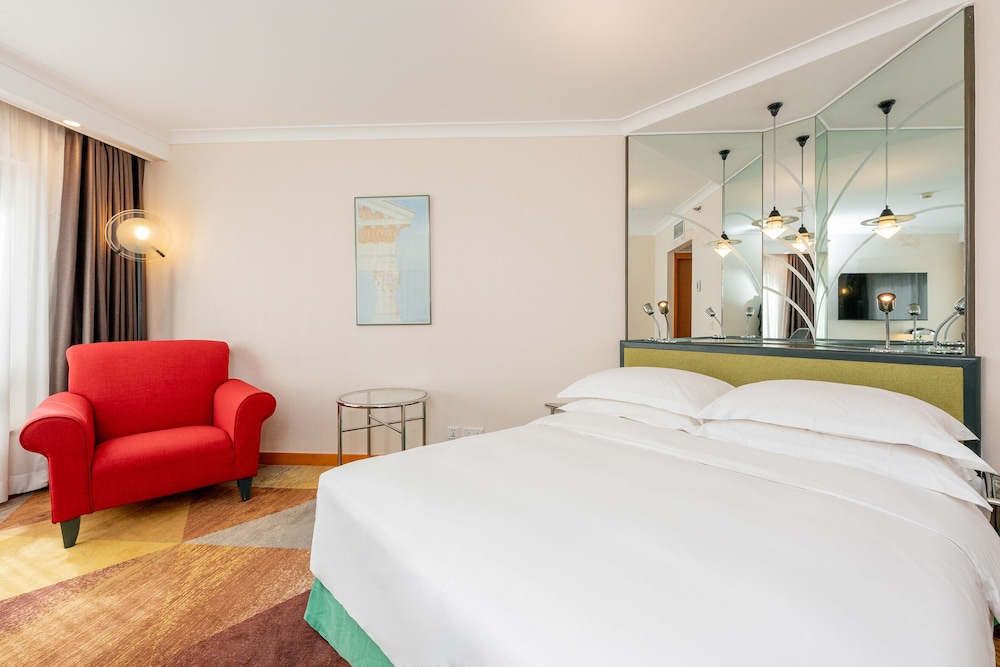 Superior, Queen and Twin Beds