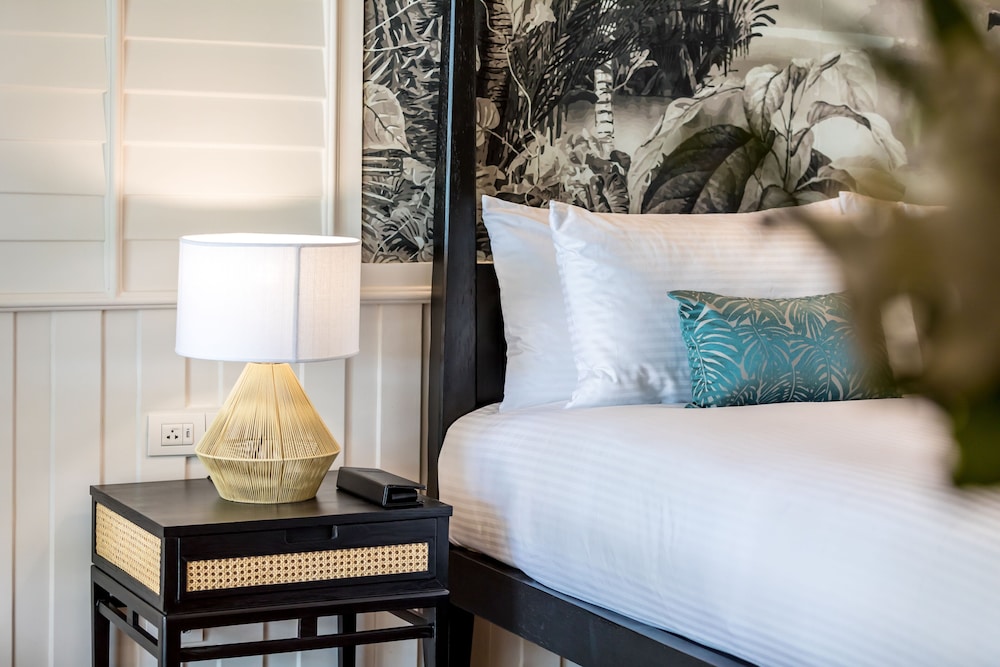 OUTRIGGER Koh Samui Beach Resort 30/85