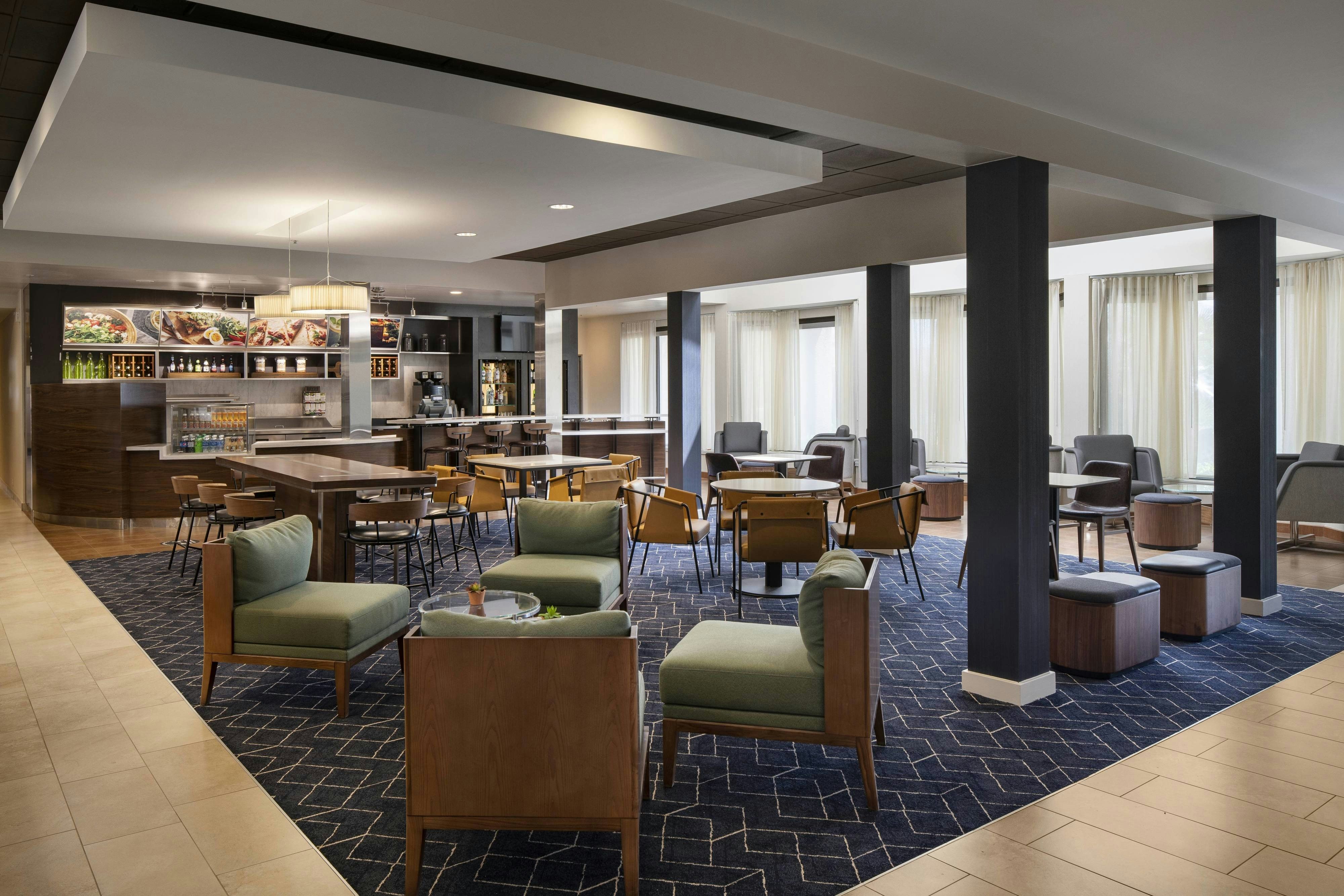 Courtyard by Marriott Palm Springs 5/11