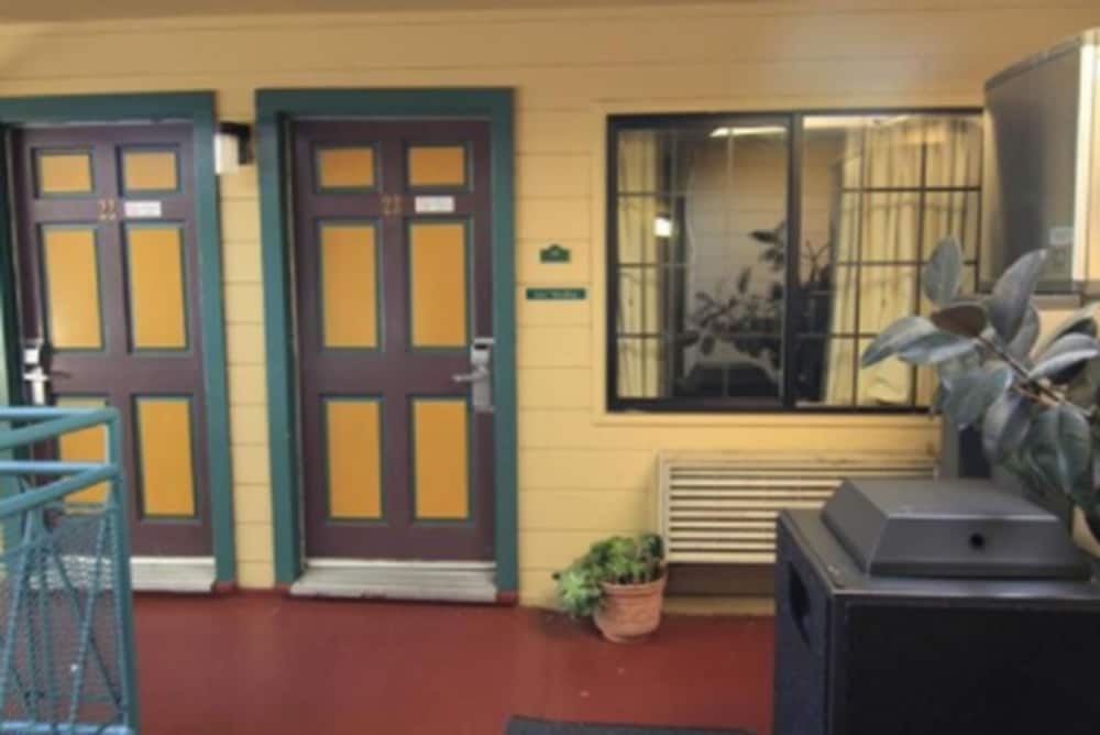 San Francisco Inn 34/49