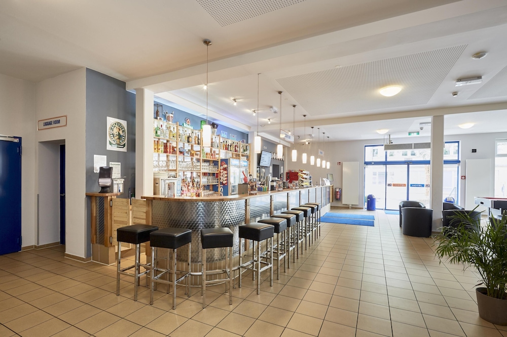 A&O Aachen Hauptbahnhof Hotel 53/83