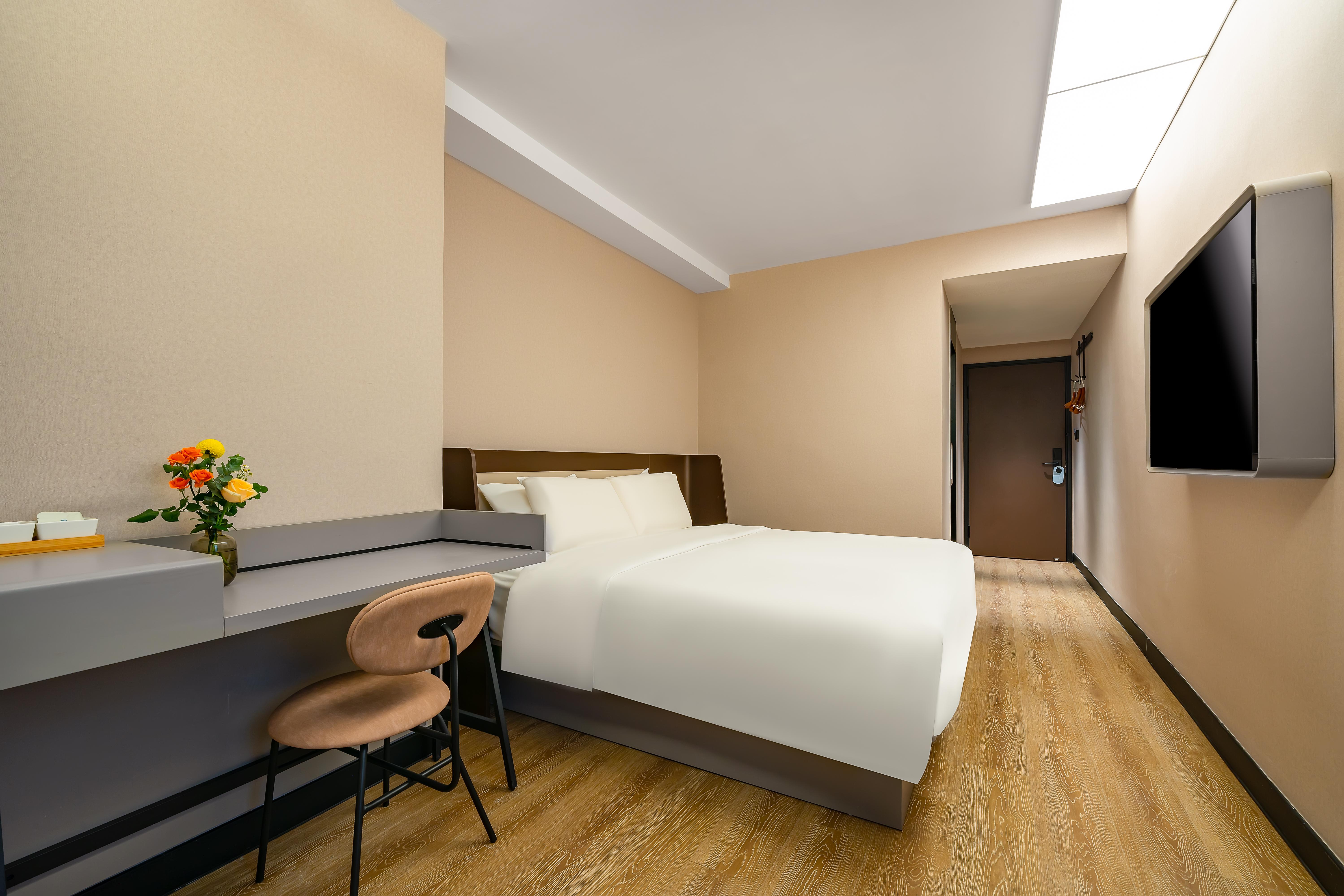 Hanting Hotel (Zhuhai Gongbei Port Qinglv South Road) 13/25