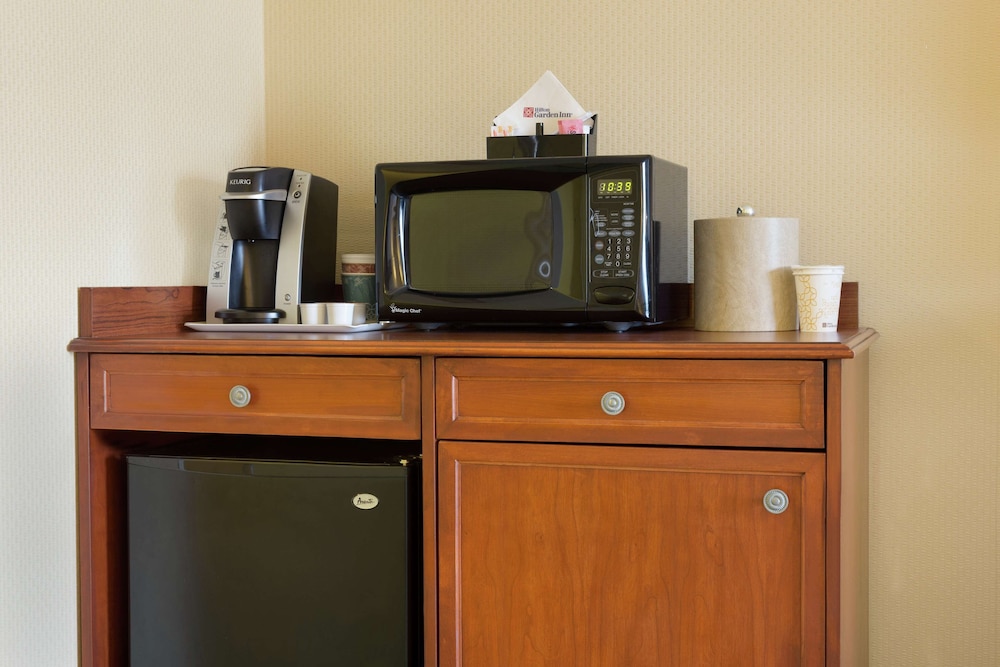 HILTON GARDEN INN FAIRFAX 20/61