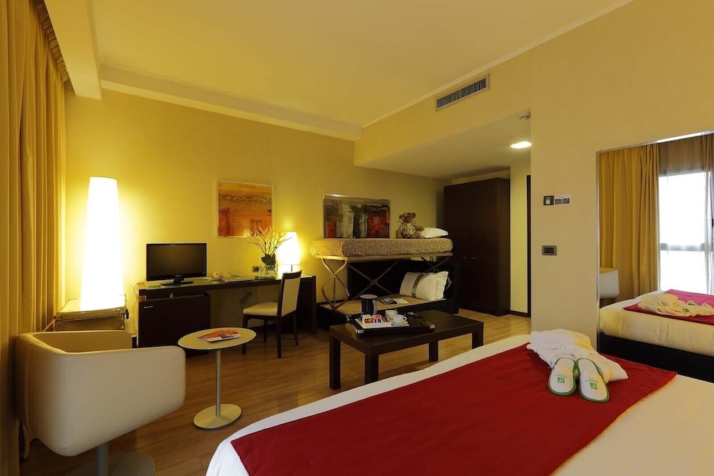 HOLIDAY INN TURIN CORSO FRANCIA 36/54