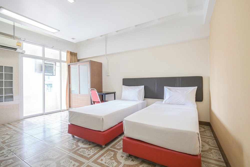 Ac Habitat Bangkok 27/58