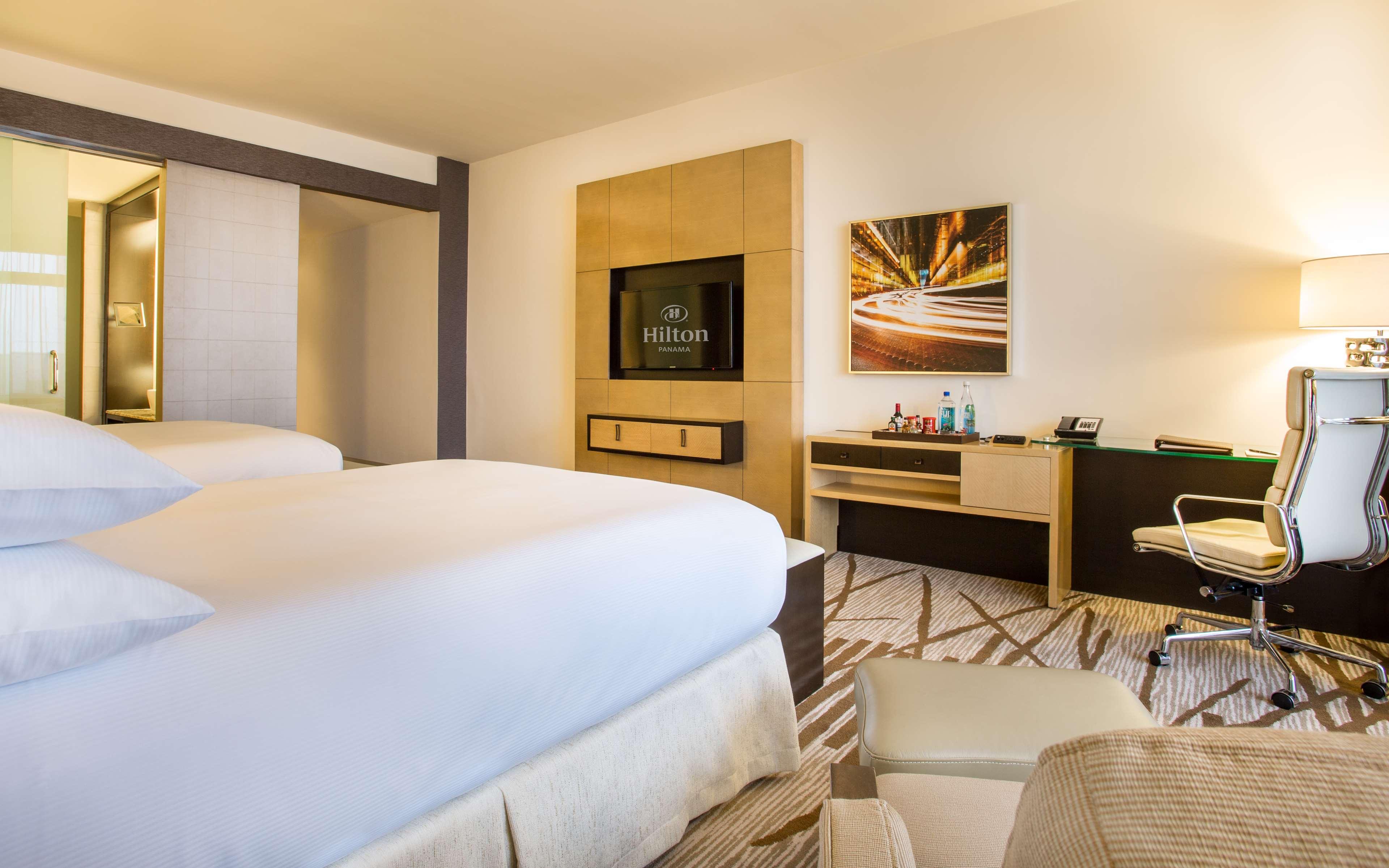 PREMIUM, 2 DOUBLE BEDS, OCEAN VIEW