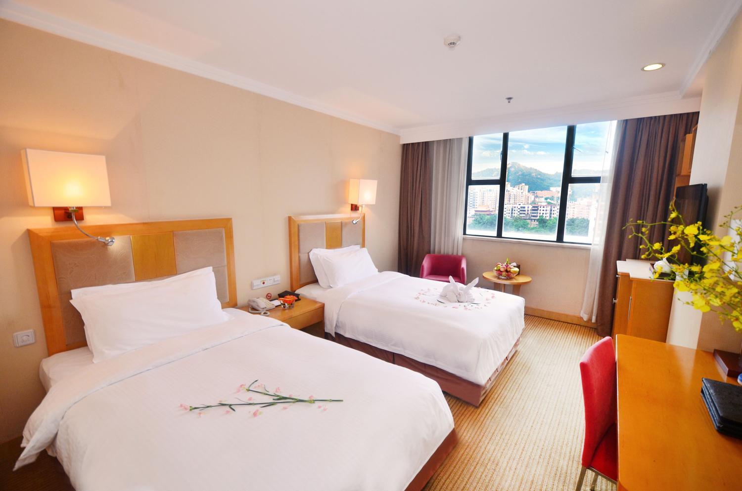 Elegant, Twin Beds