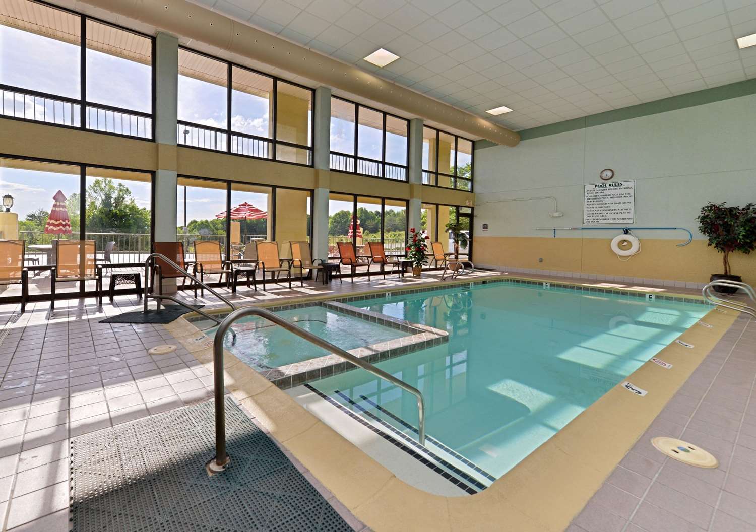 Quality Inn Jonesville I-77 1/10