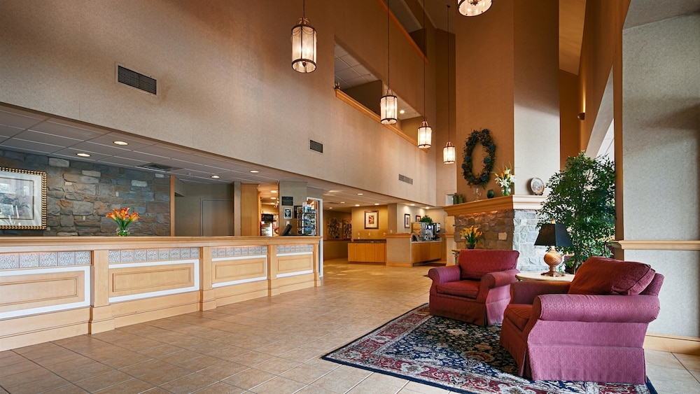 Best Western Plus Revere Inn & Suites 5/39