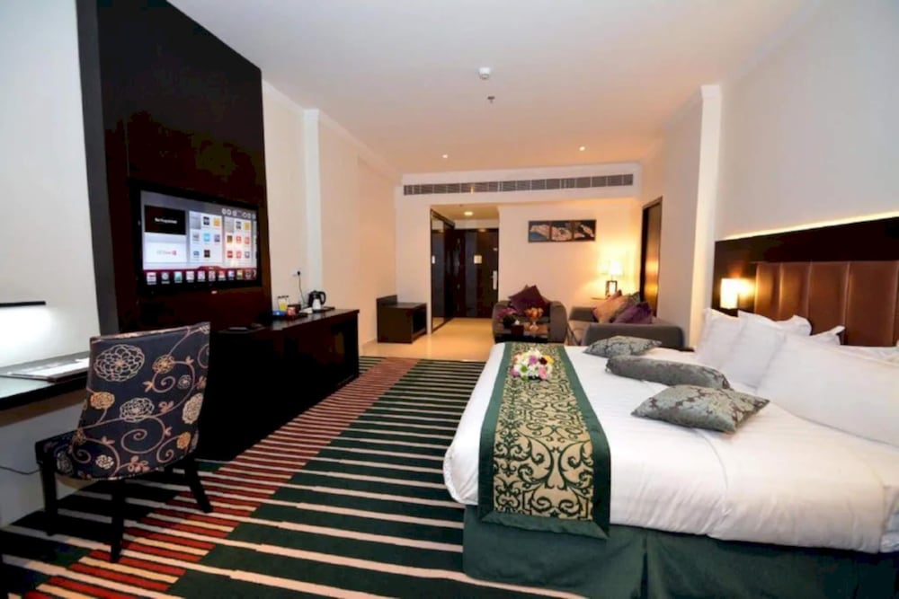 فندق ميلينيا العليا(Millennia Olaya Hotel) 40/79