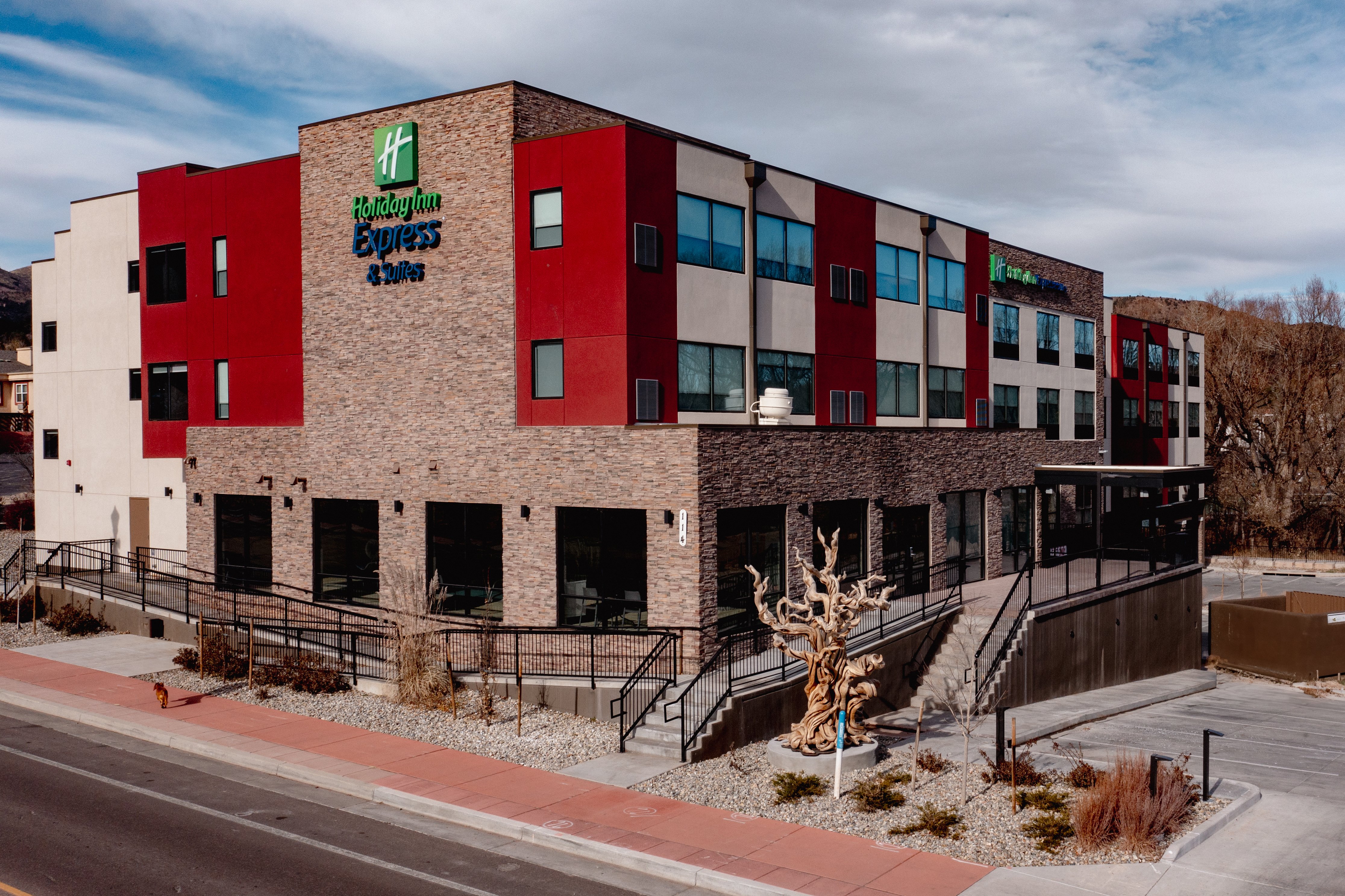 Holiday Inn Express and Suite Manitou Spring 2/54