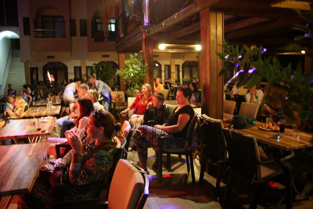 Saint Star Kemer - Adult Only 45/50