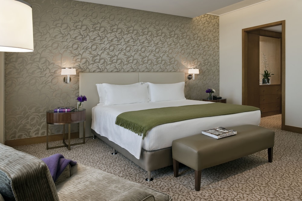 Art, Executive, Suite