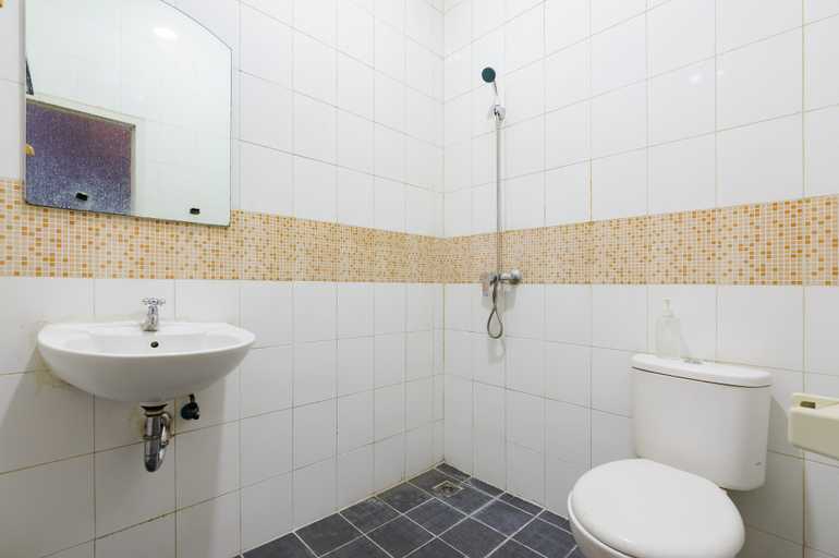 Reddoorz, Premium، Reddoorz Plus Danau Sunter Utara 4/4