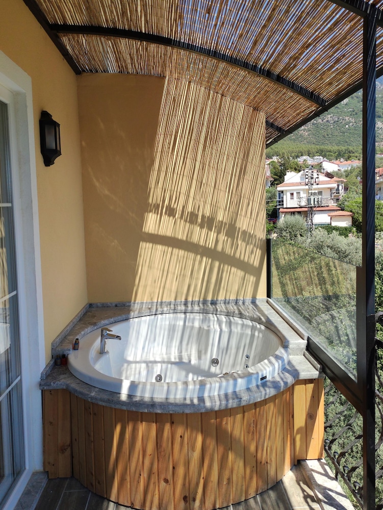 Gunes Hotel & Apartments 20/46