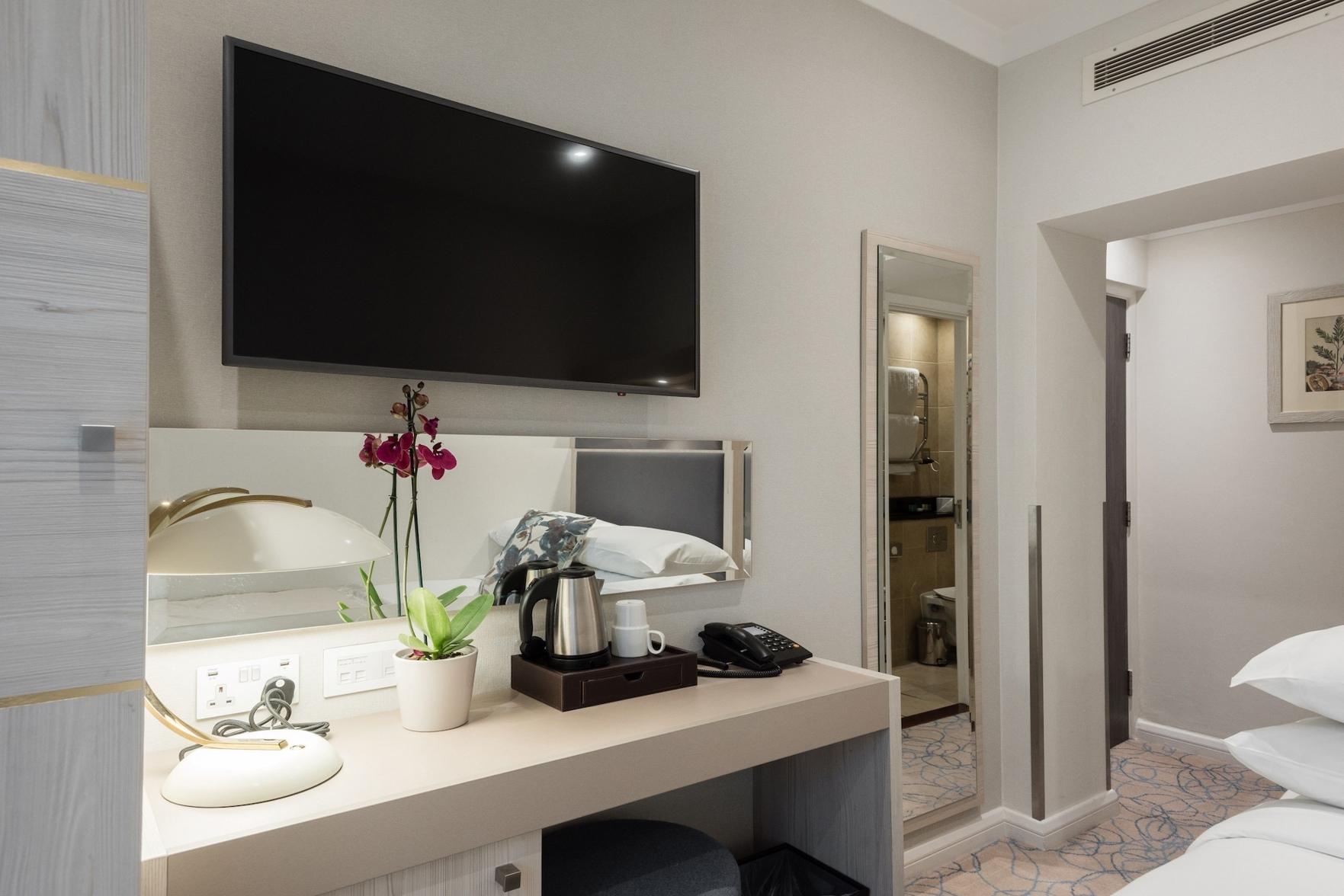 Semi Room, Semi Double Bed, Small