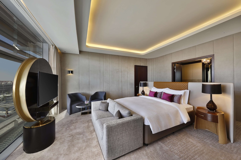 Alrayyan Hotel Doha Curio Collection By Hilton 10/74