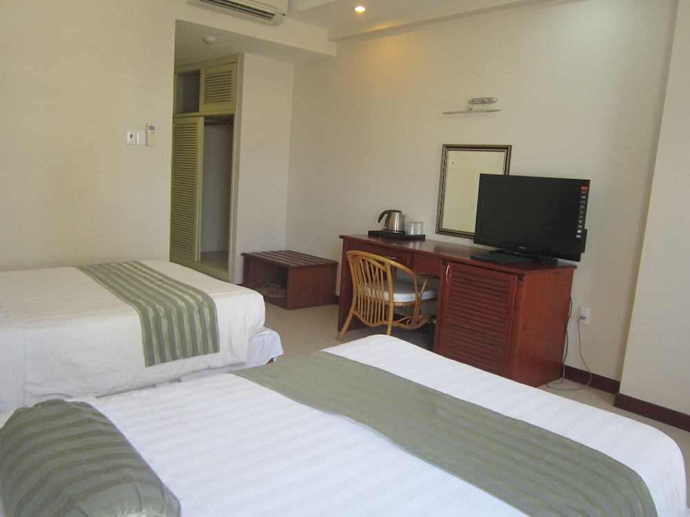 The Coast Hotel 15/47