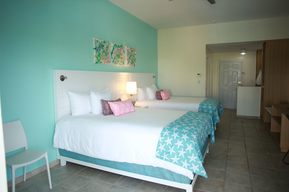 Pelican Bay Resort At Lucaya 19/56