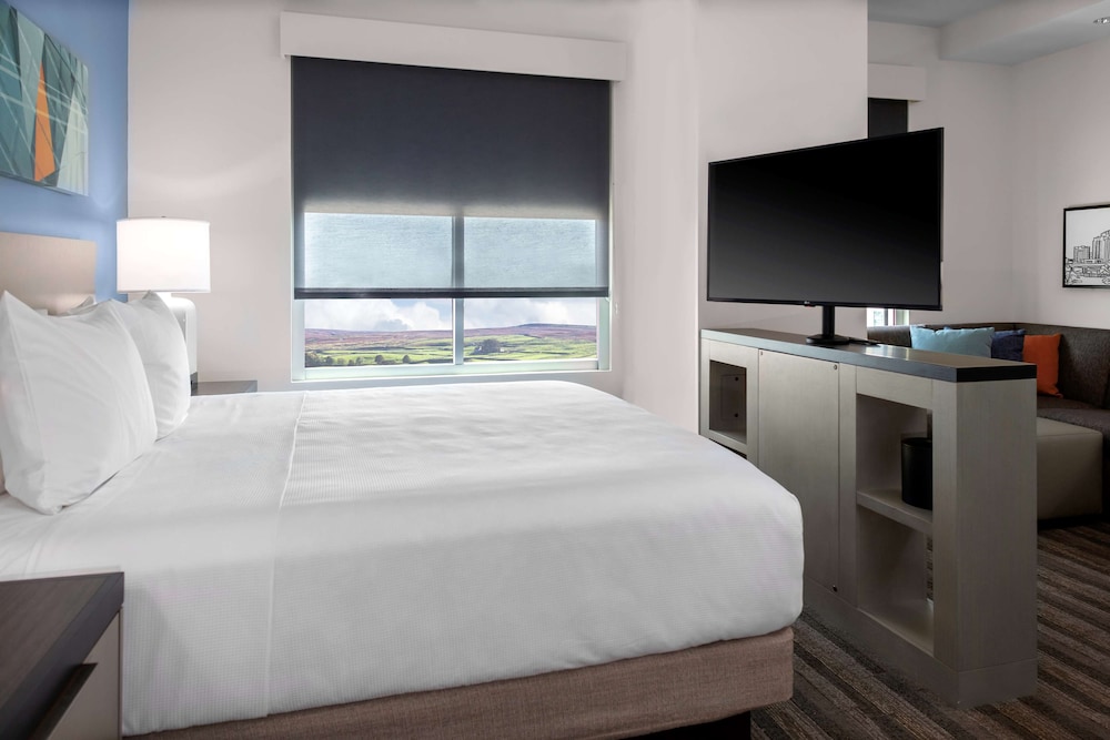 Hyatt House The Woodlands-Shenandoah 10/47