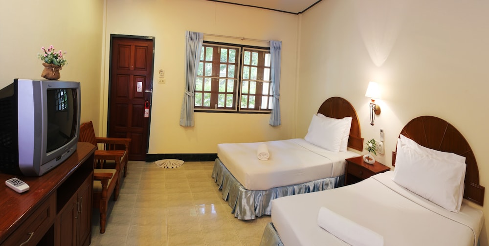 Baan Pron Phateep 30/50